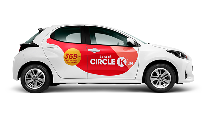 Vit bil stripead med Circle K och pris 369 kr